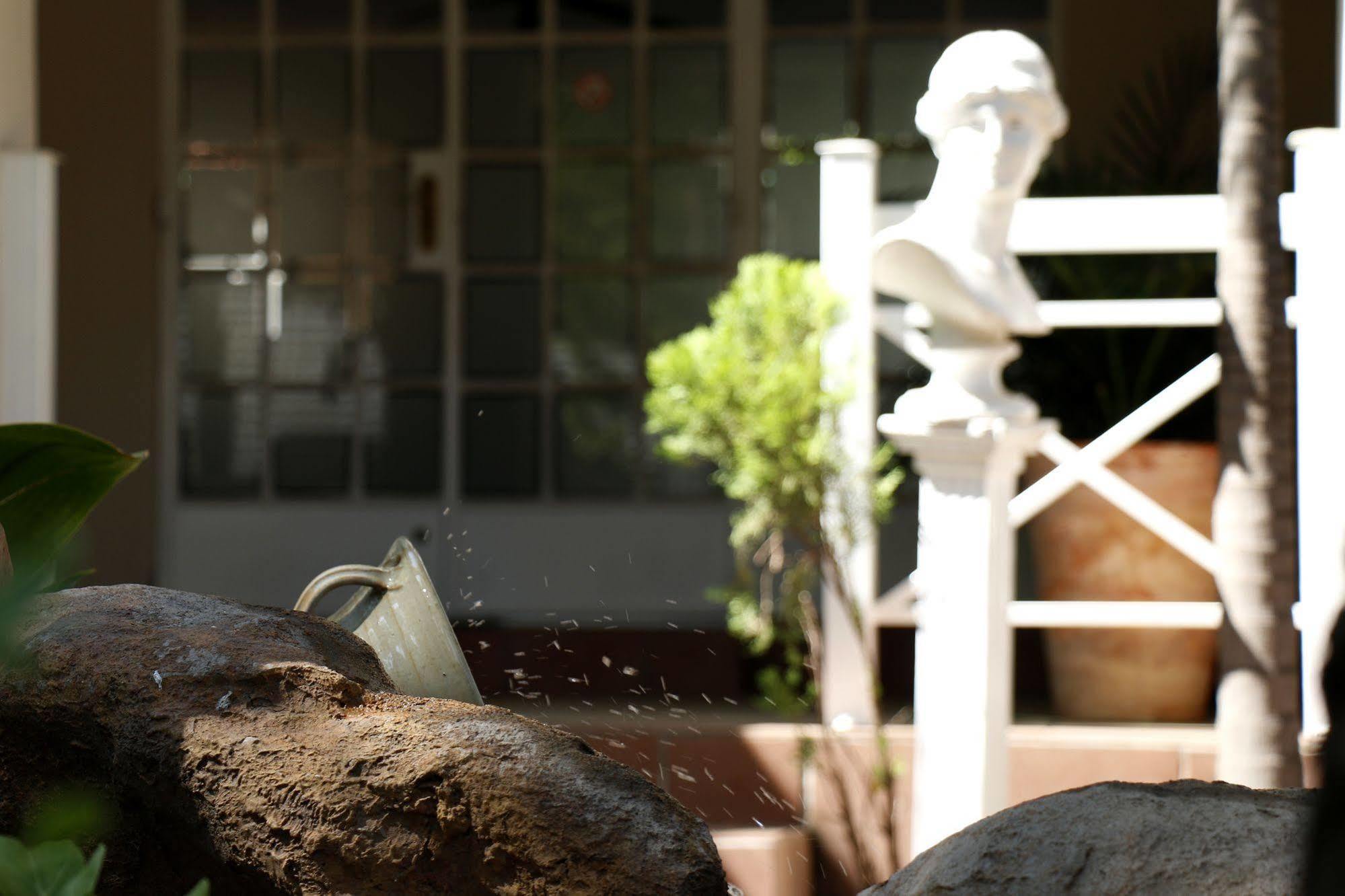 Summerview Guest Lodge Johannesburg Bagian luar foto