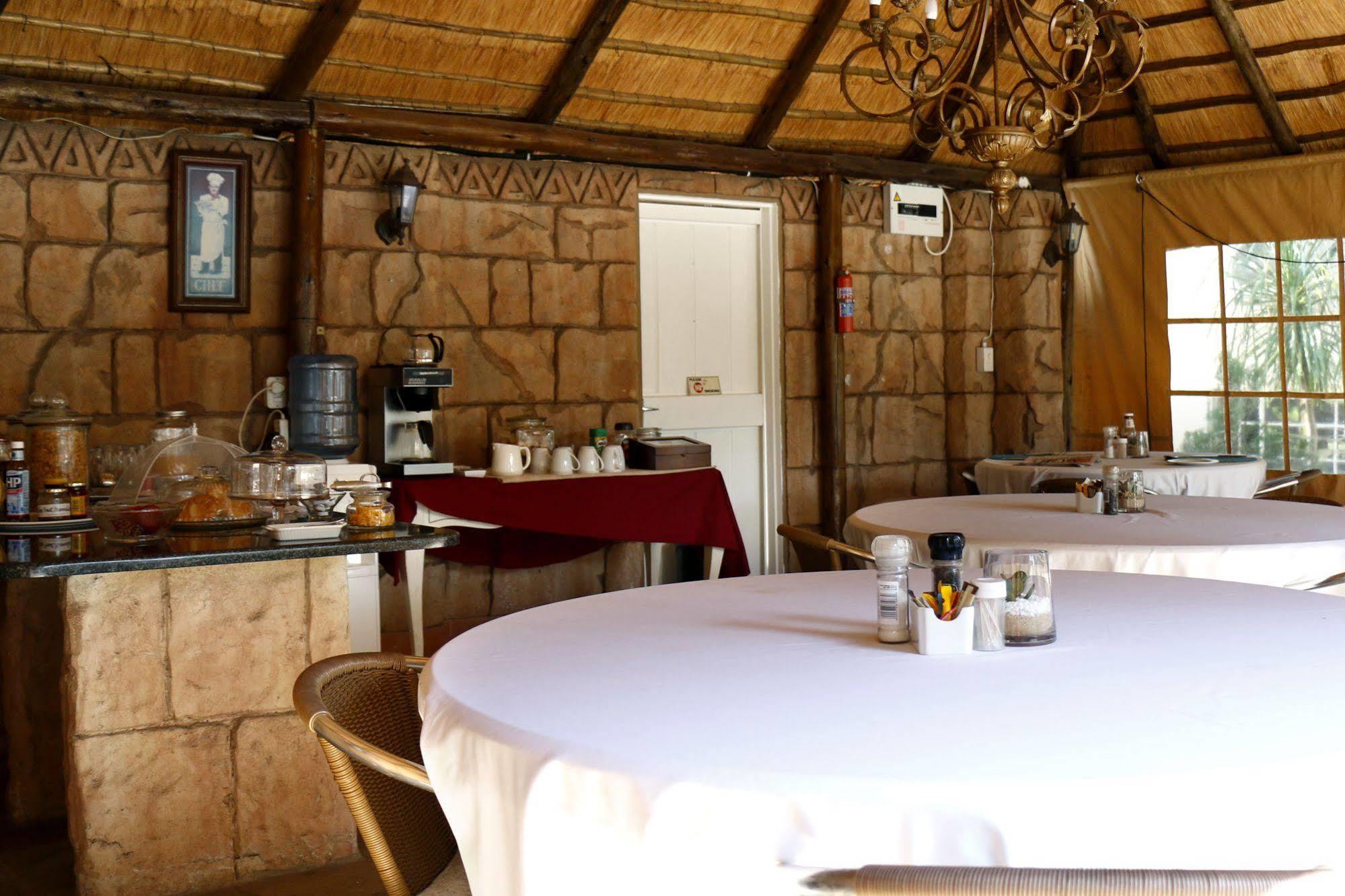 Summerview Guest Lodge Johannesburg Bagian luar foto
