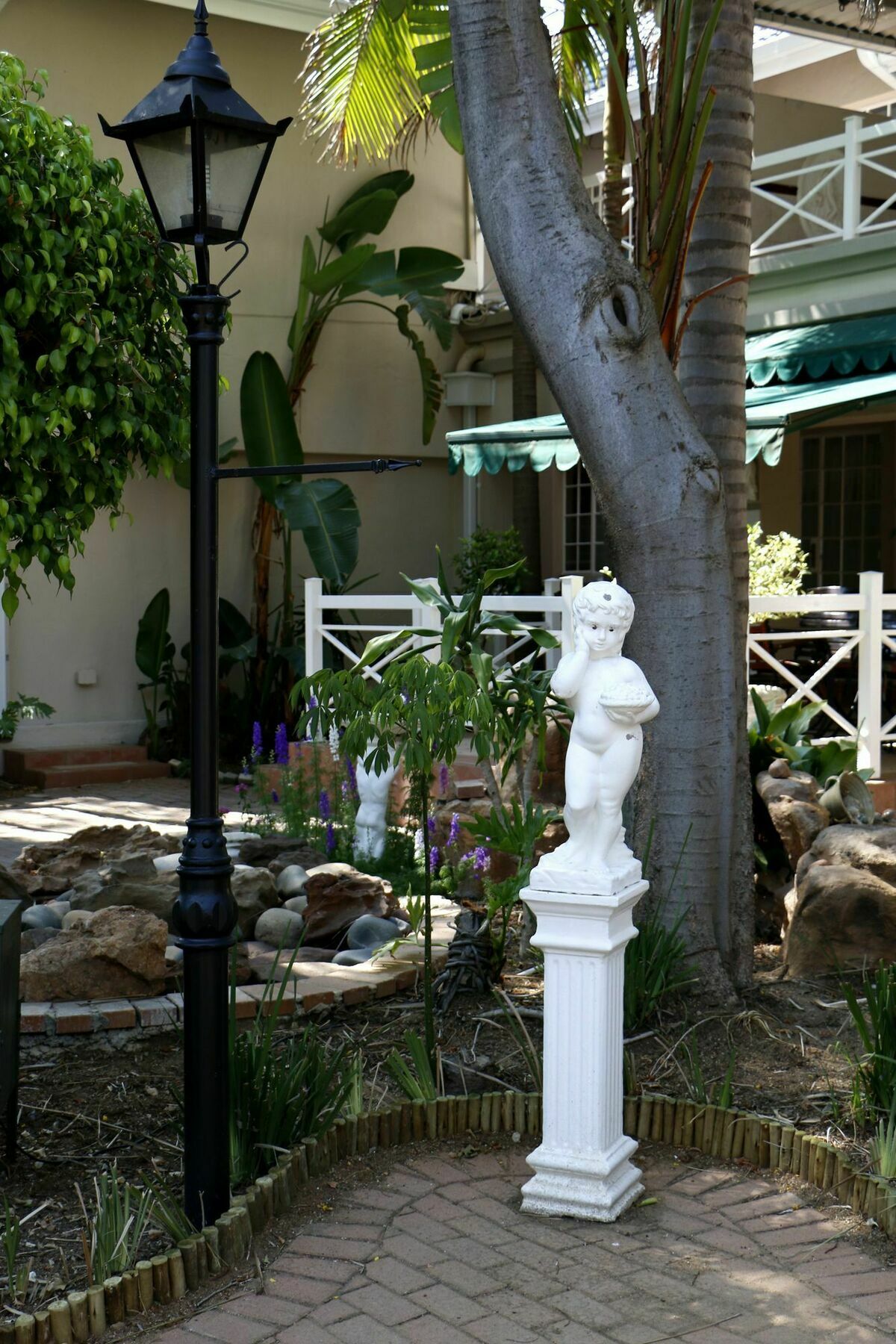 Summerview Guest Lodge Johannesburg Bagian luar foto