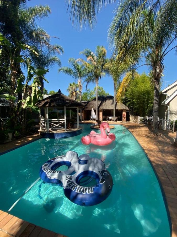 Summerview Guest Lodge Johannesburg Bagian luar foto